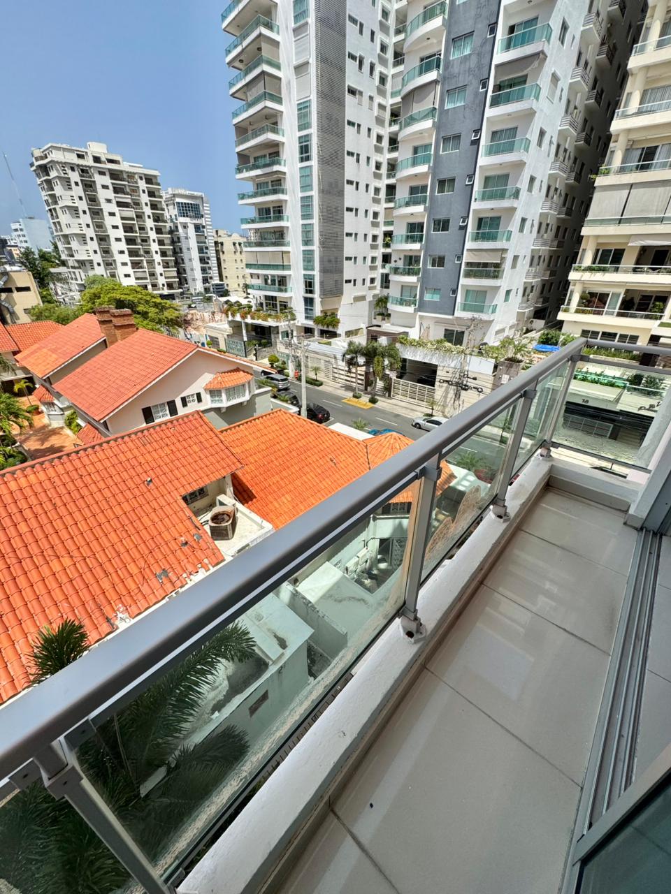 apartamentos - Alquilo apartamento amueblado en Piantini  6