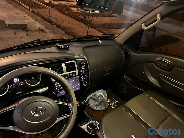 camiones y vehiculos pesados - Hyundai H100 2023 12