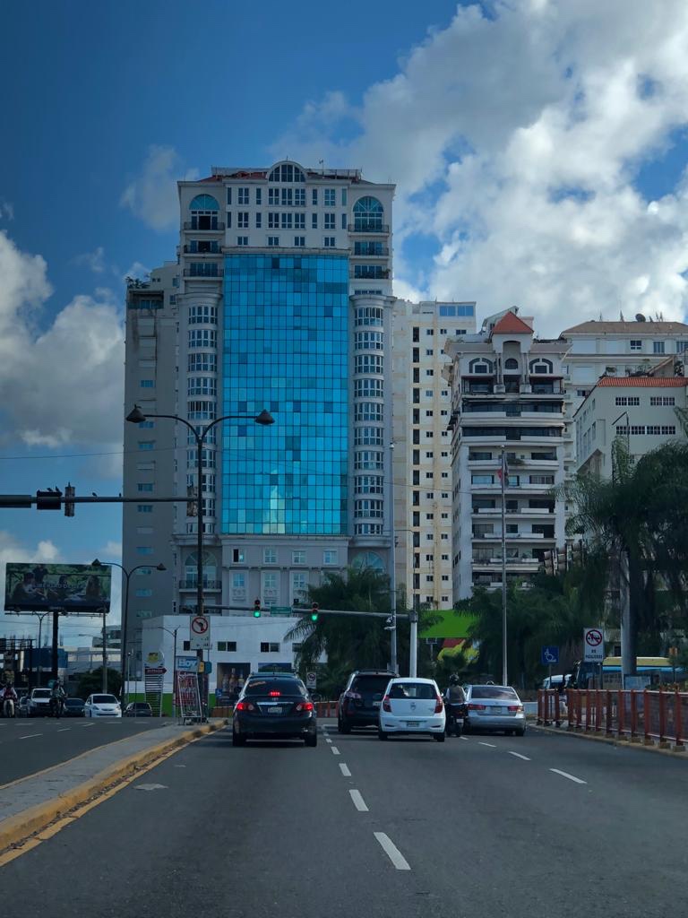 apartamentos - Venta de espectácular apartamento en la Esperilla con 469 mts Distrito Nacional  0