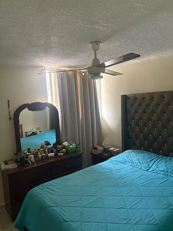 casas - Casa Espaciosa en Venta – Av. Independencia, Santo 4