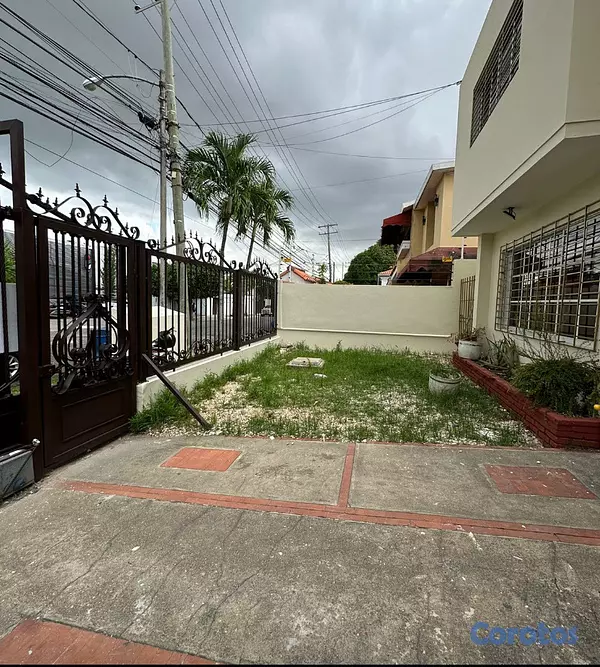 oficinas y locales comerciales - se alquila casa  9