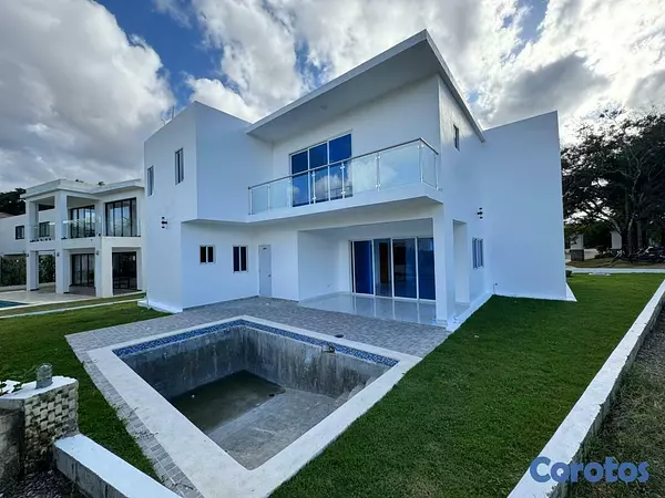 casas - 🏡 Casa de 2 Niveles en Venta – Residencial  2