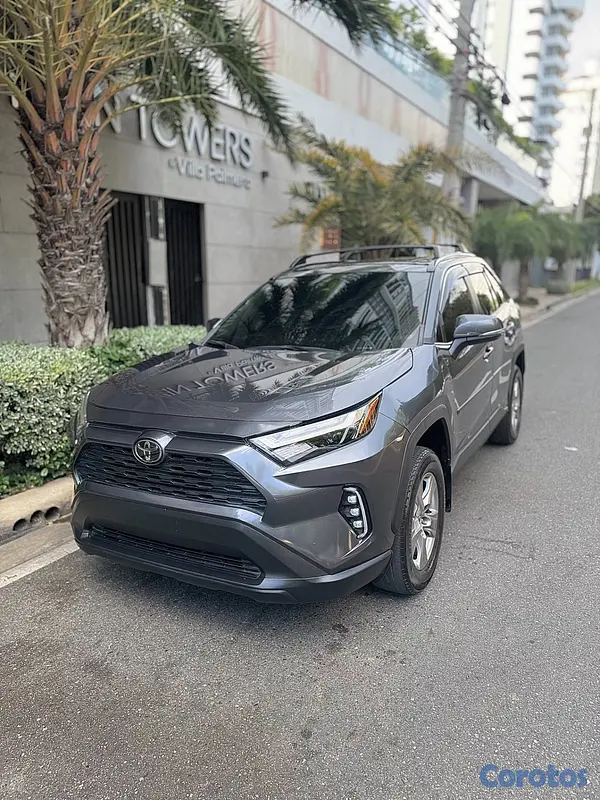 jeepetas y camionetas - Toyota RAV4 XLE Premium 2023 6