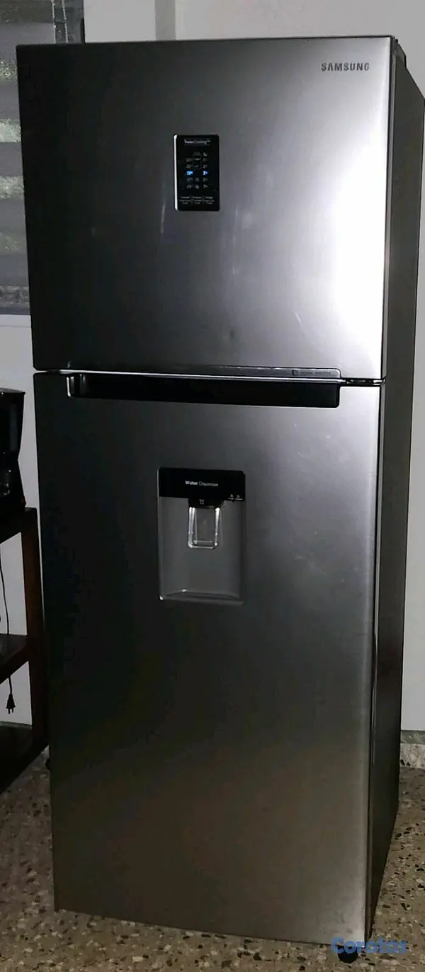 electrodomesticos - Nevera Samsung en excelente condición  7