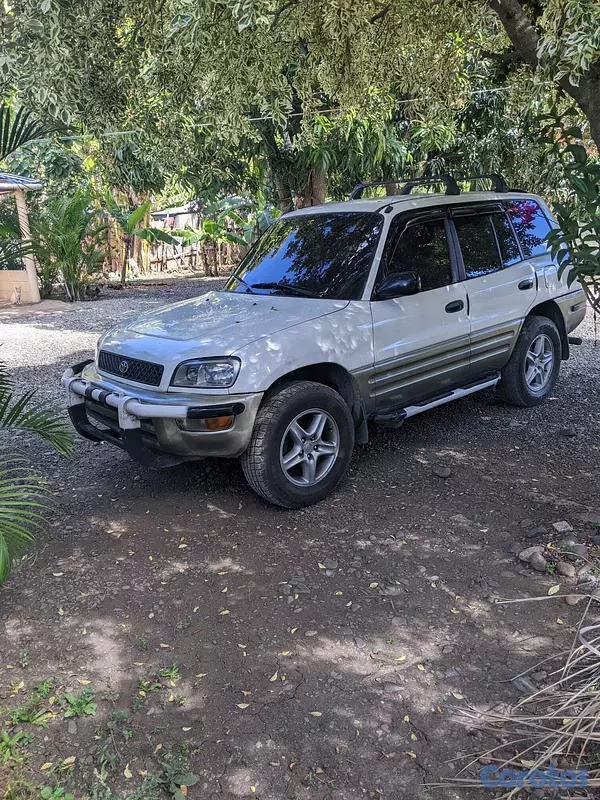 jeepetas y camionetas - Vendo Toyota Rav-4 2000 / Version Americana 4x4 /  4