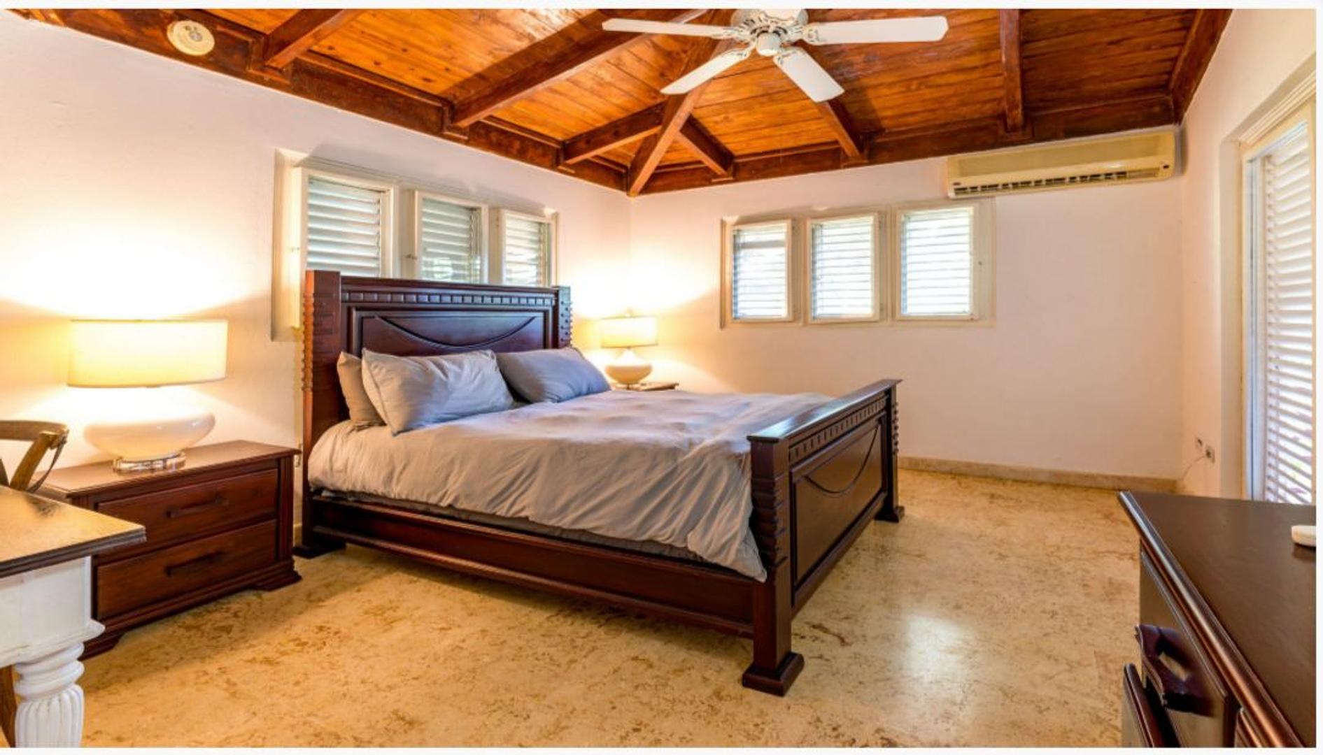 casas vacacionales y villas - Excelente Villa en Casa De Campo 
Para clientes directos  8