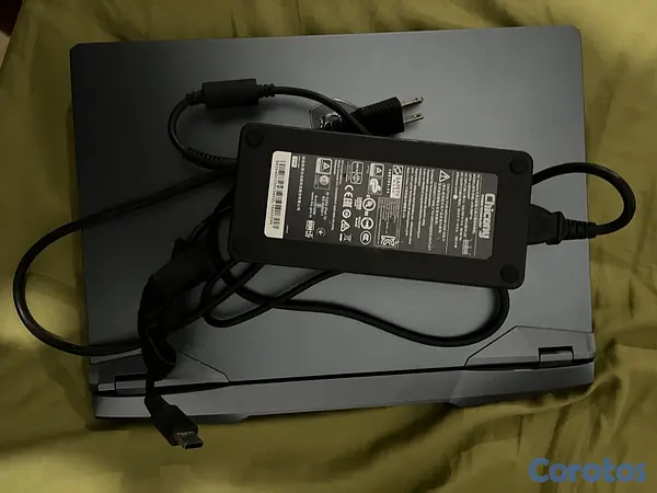 computadoras y laptops - Laptop MSI GE66 Raider (Intel® 10th Gen)(GeForce R 3
