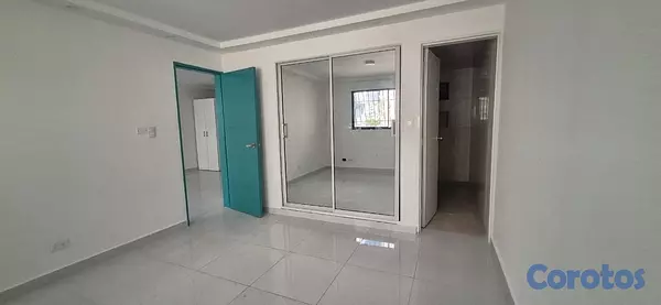oficinas y locales comerciales - local en alquiler en sector exclusivo Piantini.  5