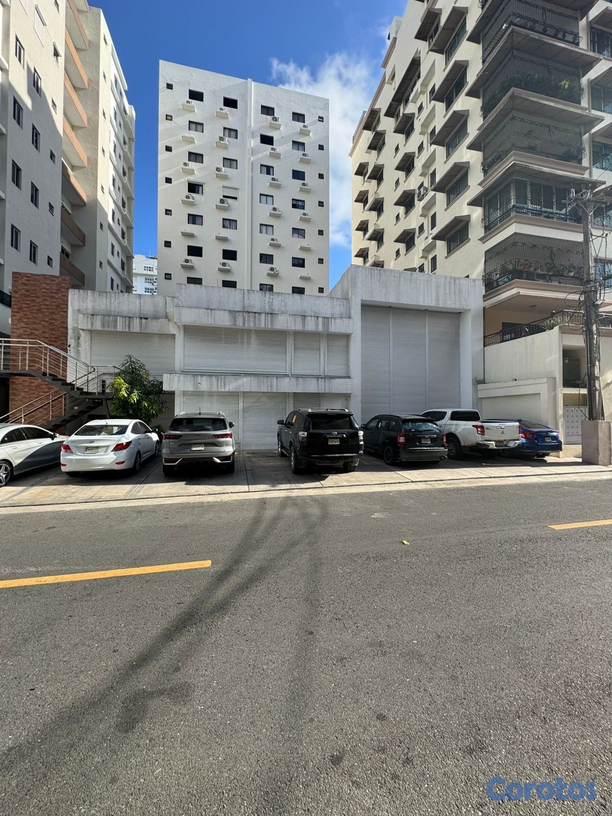 oficinas y locales comerciales - Local Venta y Alquiler Bella Vista local con 2 niv 8