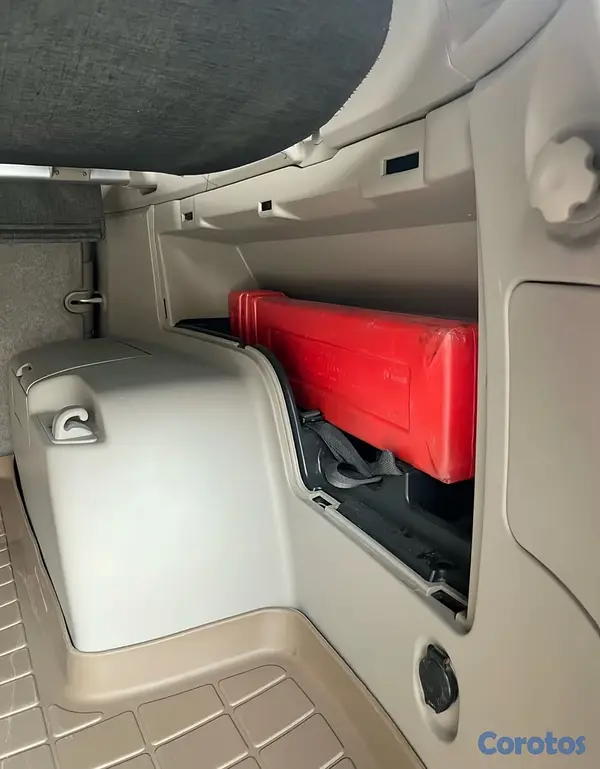 jeepetas y camionetas - este vehículo tiene financiamiento Diponible  17