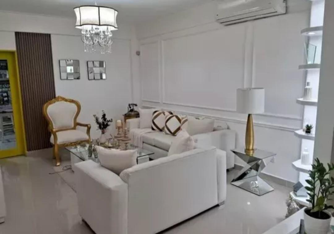 apartamentos - Apto completamente remodelado en Altos de Arroyo Hondo II 7