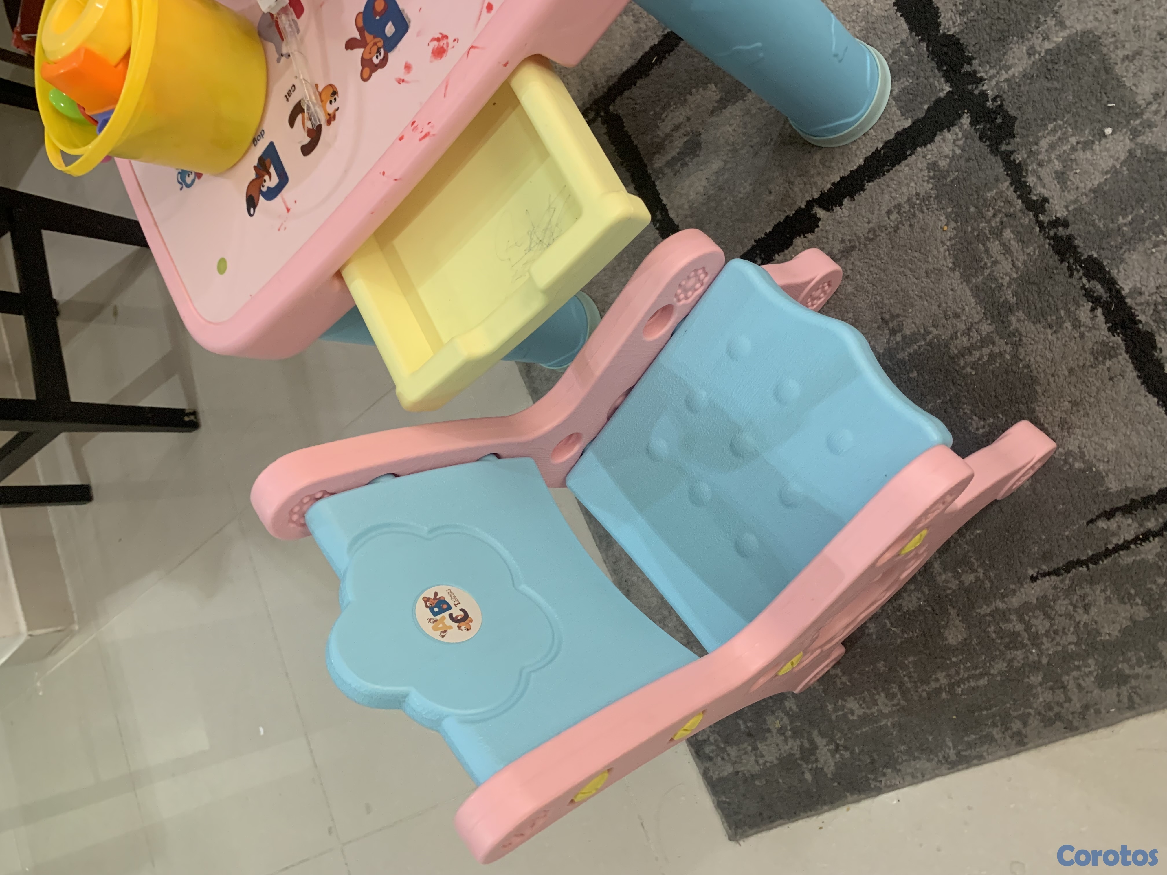 juguetes - Mesa educativa y silla  1