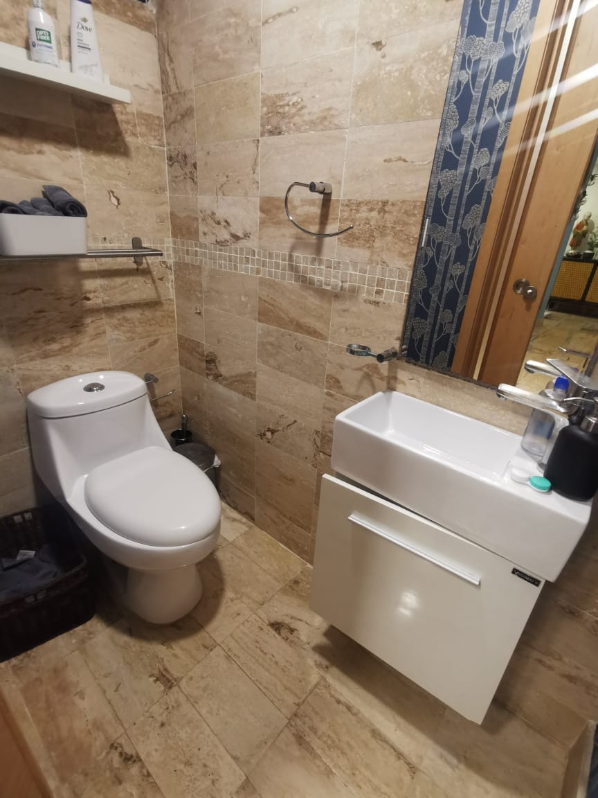 apartamentos - VENDO APARTAMENTO, SIN MUEBLES EN ZONA EXCLUSIVA 5