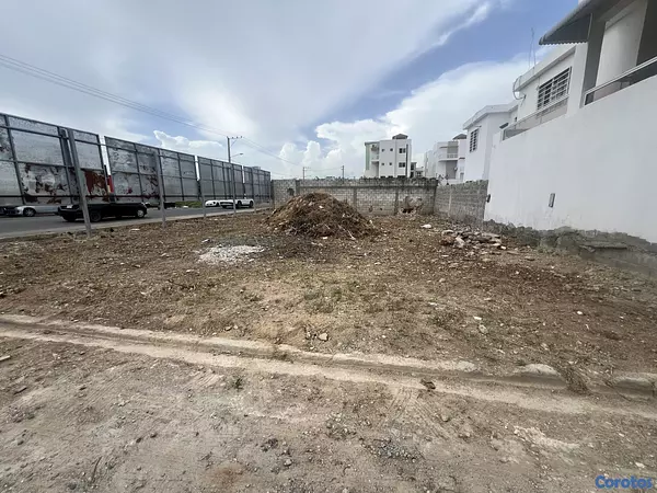 solares y terrenos - venta de solar comercial en avenida principal de la autopista de san Isidro 3