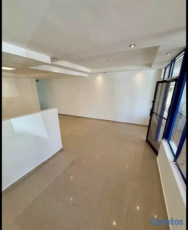 oficinas y locales comerciales - LOCAL COMERCIAL 4