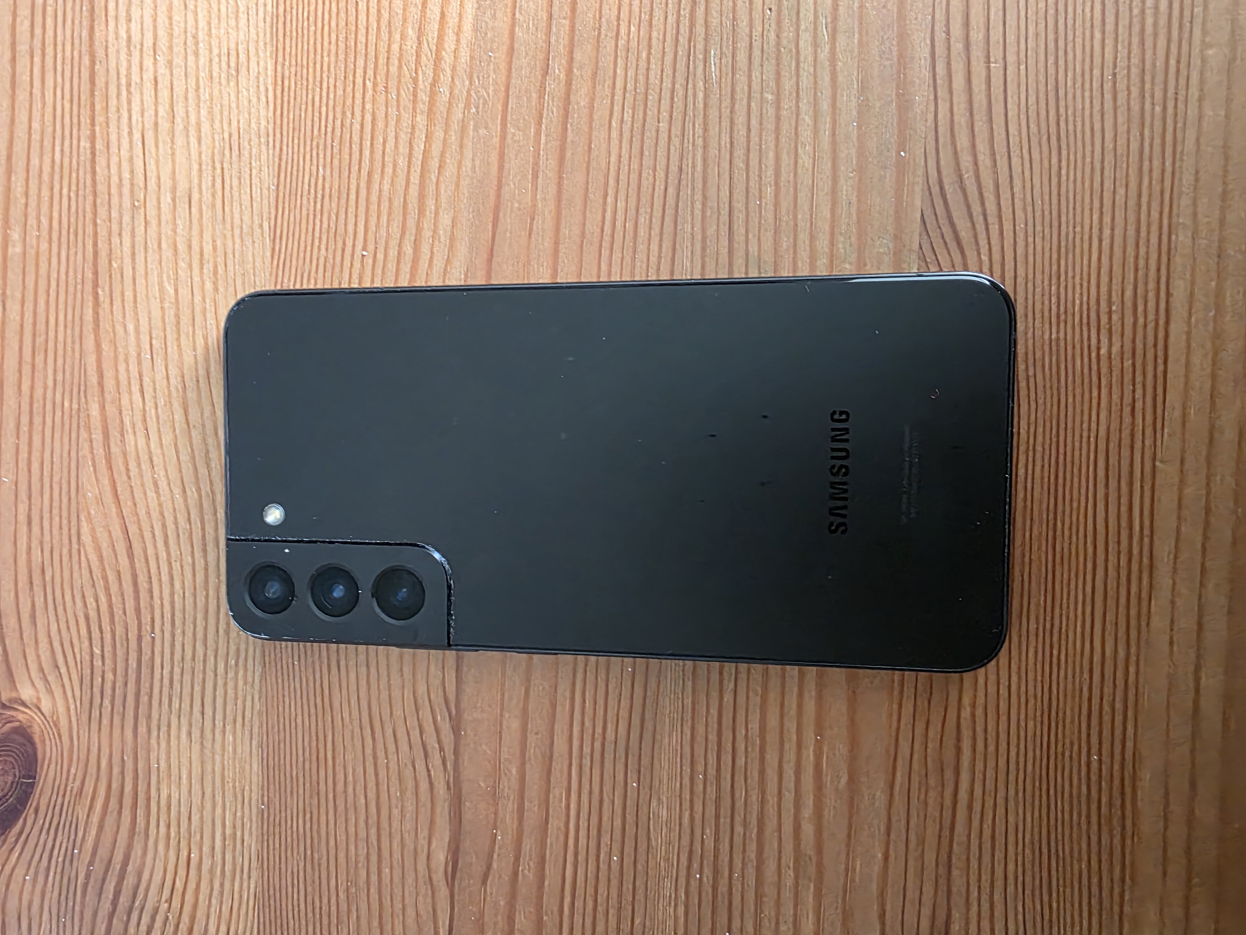 celulares y tabletas - Samsung Galaxy S22+ 1