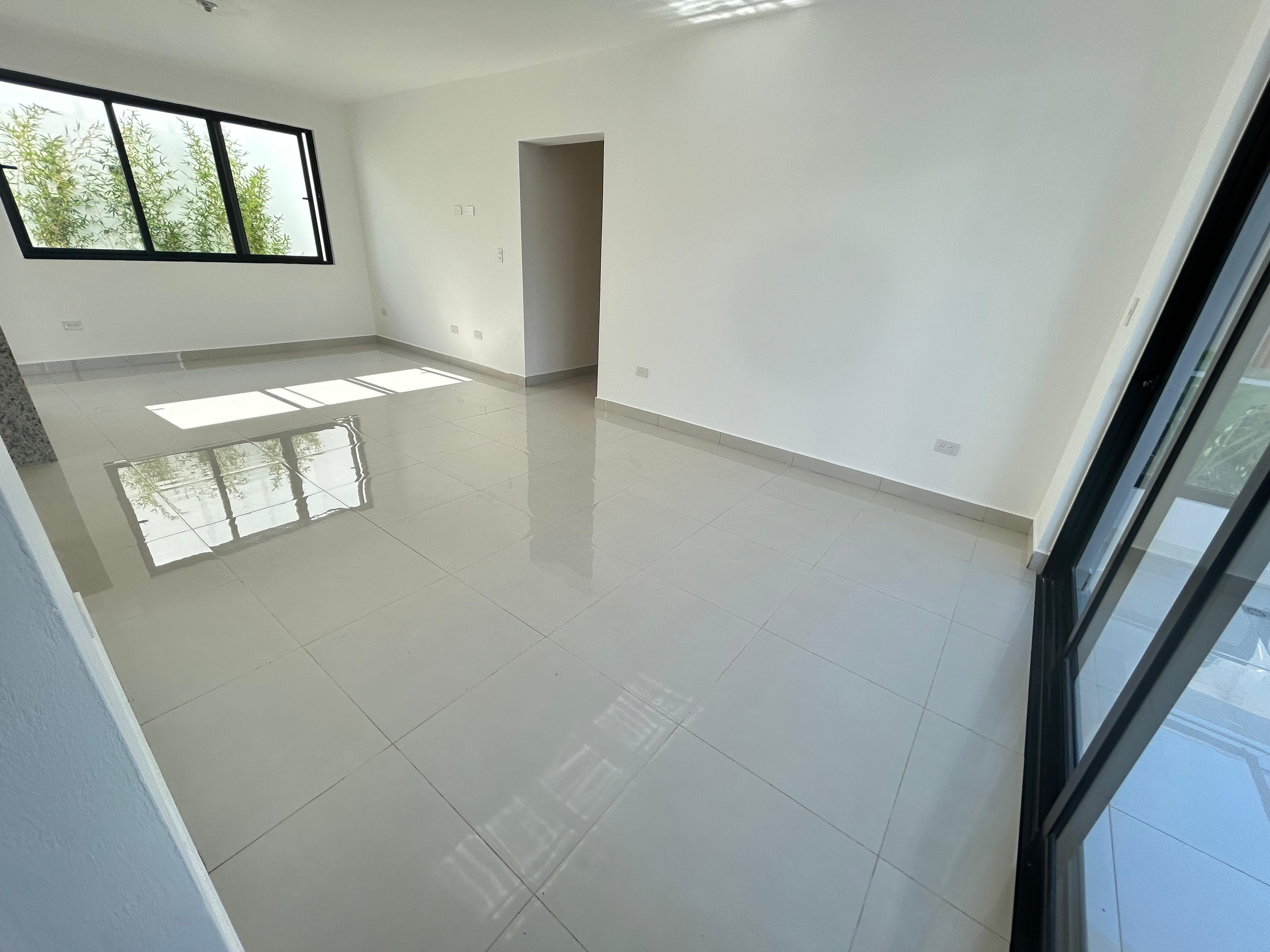 apartamentos - Apartamento 1er Nivel en Residencial Don Simon  4