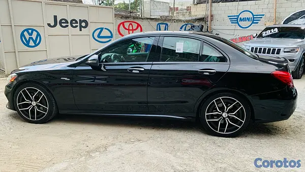 carros - Mercedes benz 2017 impecable sin detalles  11