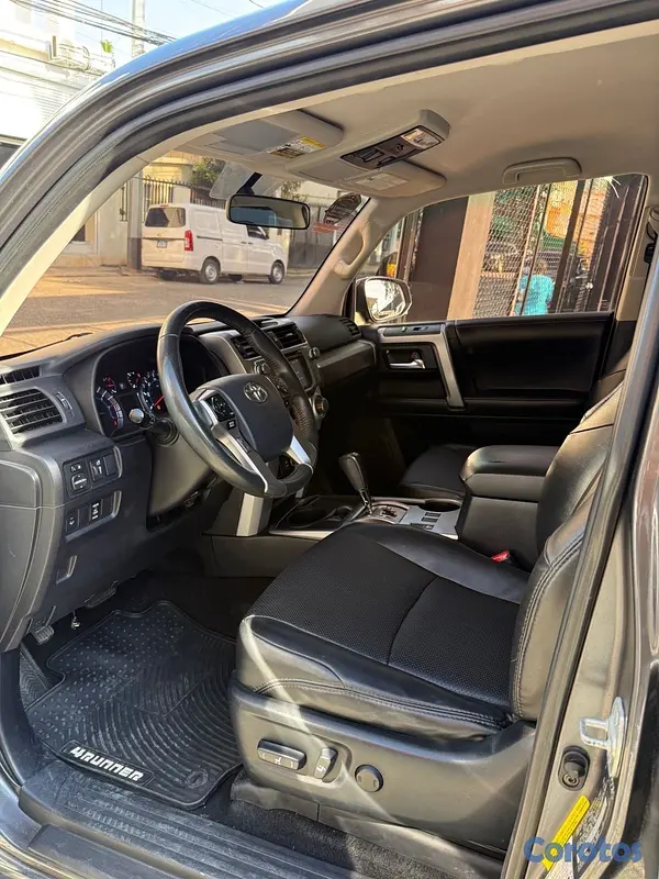 jeepetas y camionetas - Toyota 4Runner 2016 6