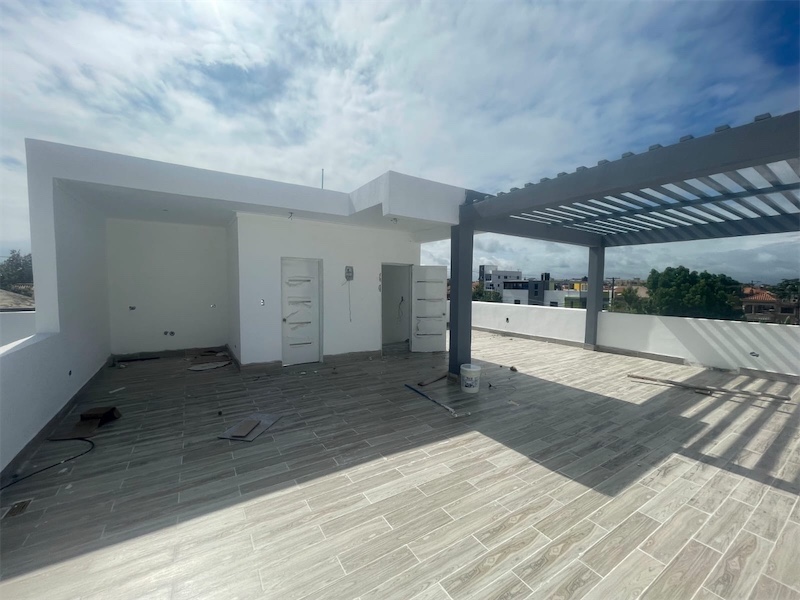 casas - Venta de lujosa casa en la autopista de san Isidro prado oriental Santo Domingo  2