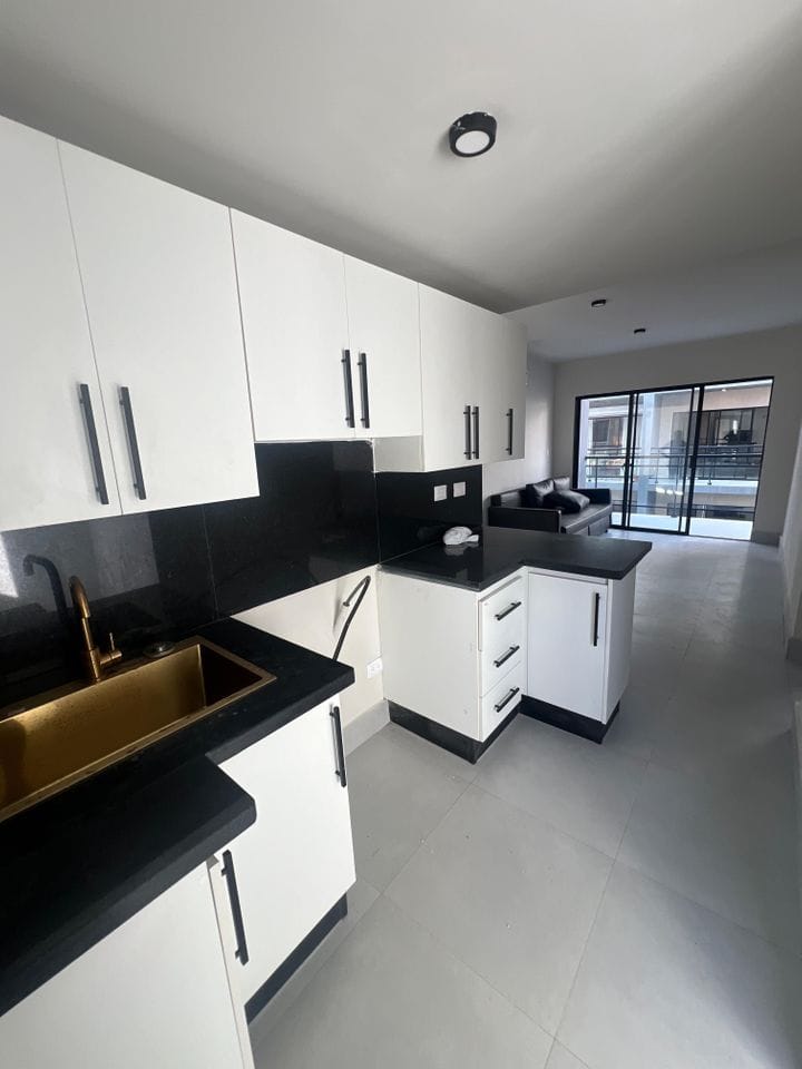casas - Se Vende Apartamento nuevo Ubicado Prox. a la playa en Juan Dolio 