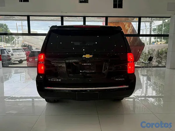 jeepetas y camionetas - Chevrolet Tahoe Premier 2019 3