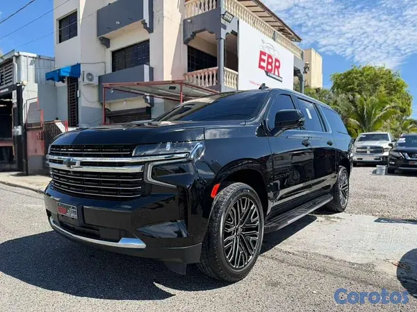 jeepetas y camionetas - Chevrolet Suburban LTZ 2021 4