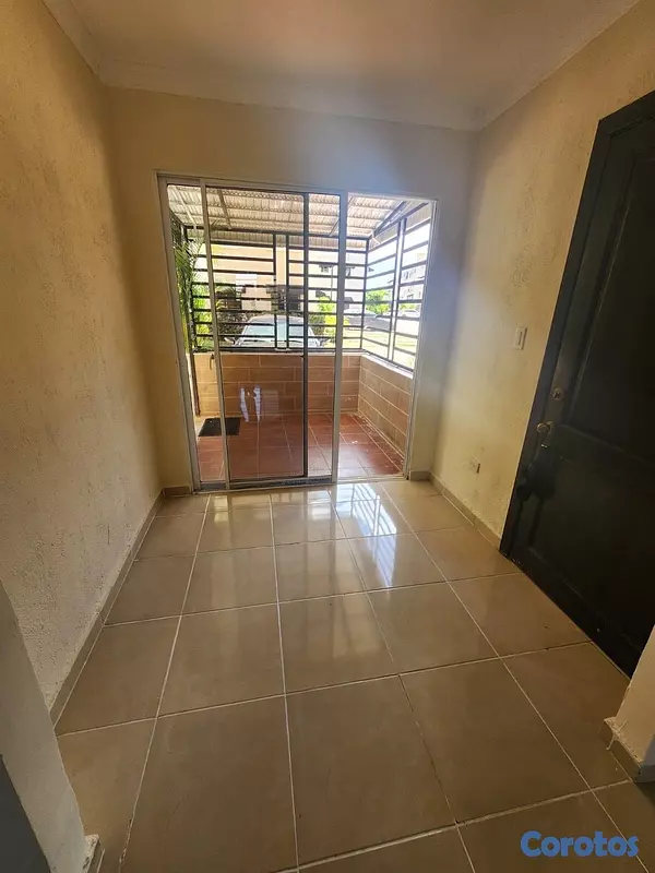 apartamentos - venta de apartamento en la autopista de san isidro Santo Domingo este  6
