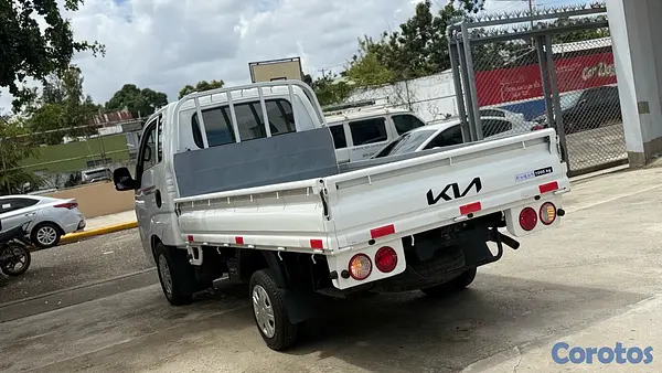 jeepetas y camionetas - 2022 Kia Bongo LPI (GLP) Importado 3