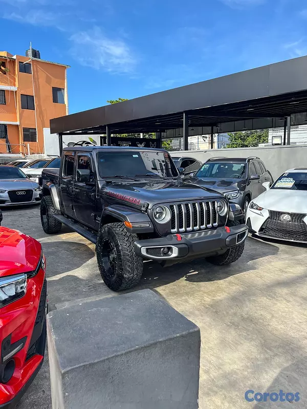 jeepetas y camionetas - Jeep Gladiador Overland 2023 2