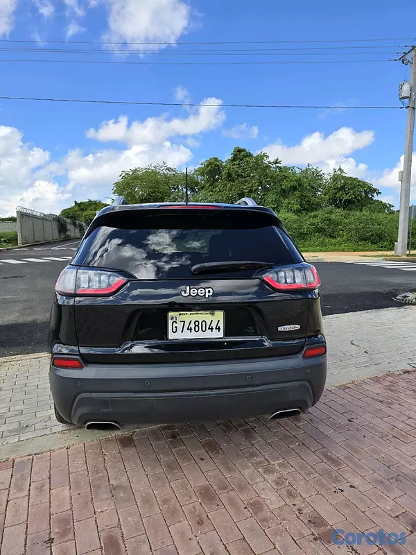 jeepetas y camionetas - Jeep Latitude plus 2019 5