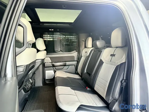 jeepetas y camionetas -  Ford F-150 Lightning 2022 Platinum  11