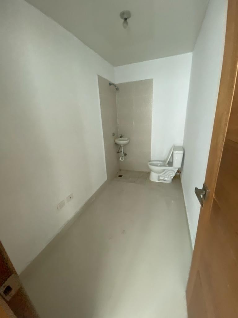 apartamentos - Vendo Hermoso Apartamento En El 2do Piso En El Renacimiento 
Código: PD124 9