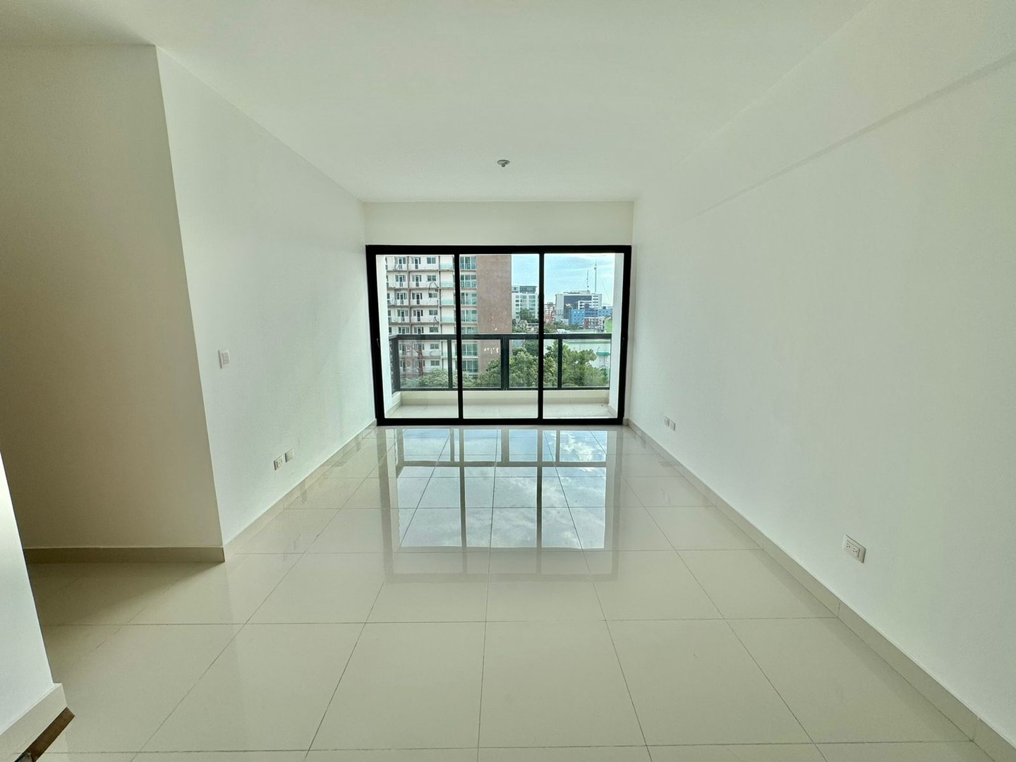 apartamentos - Apartamentos Nuevos en Venta
BELLA VISTA SUR
USD242,350 Piso 2 
USD252,044 Piso7 0