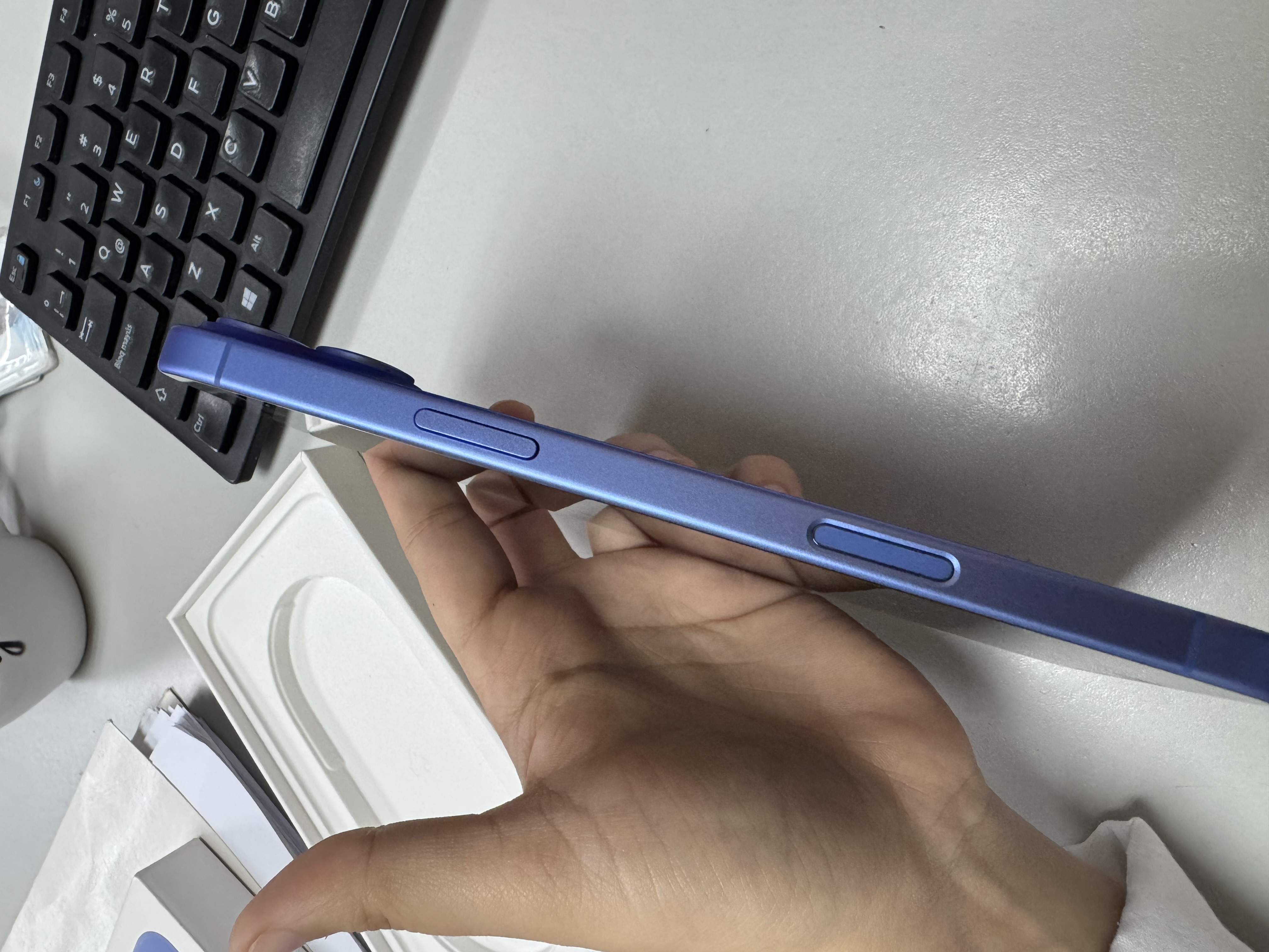celulares y tabletas - Iphone 16 plus 3
