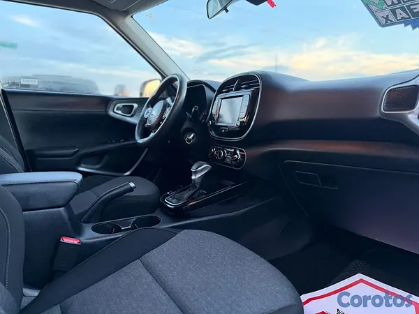 jeepetas y camionetas - Kia Soul S 2021 9