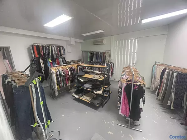 oficinas y locales comerciales - Alquiler local en Arroyo hondo  2