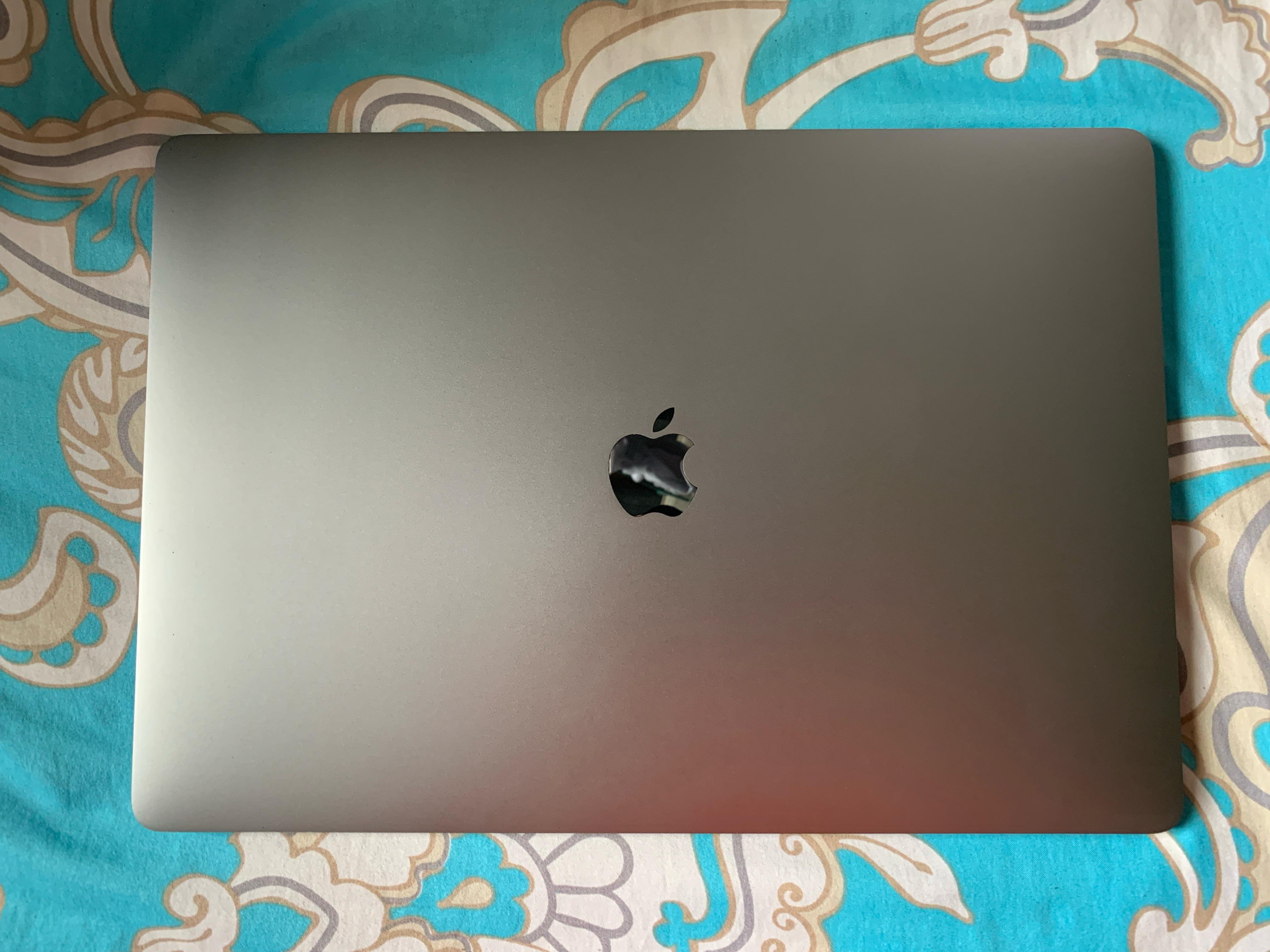 computadoras y laptops - MacBook Pro 2019 16"/i7/16GBRAM/512GB SSD 1