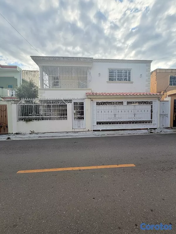 casas - venta de casa con 4 habitaciones en la autopista de san Isidro Santo Domingo 5