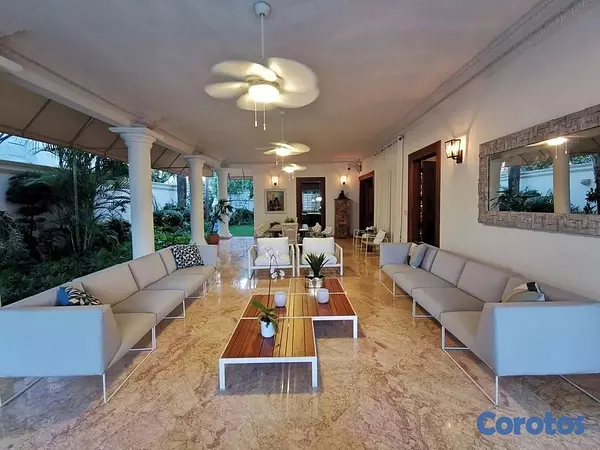 casas - Casa en Bella Vista para embajadas  2