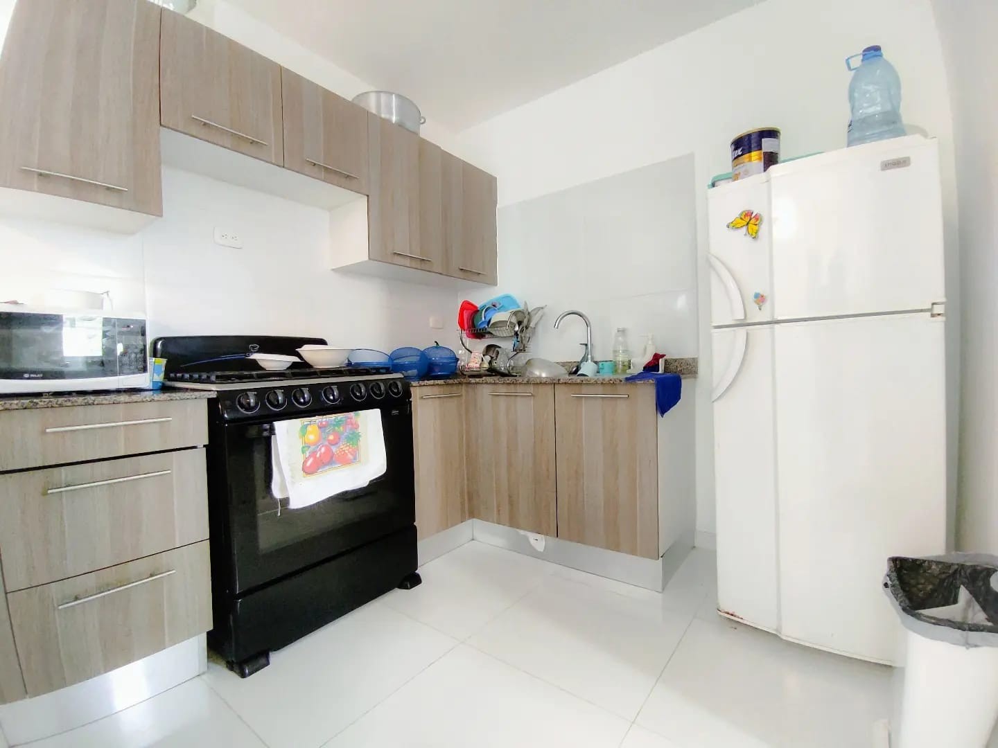 apartamentos - Apartamento en la Jacobo Majluta con terraza  2