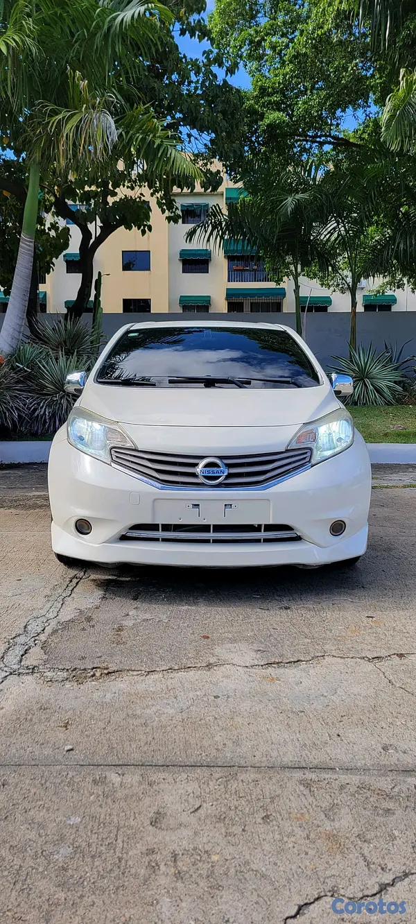 carros - Nissan Note 2013 versión full, en muy buenas condiciones. 8
