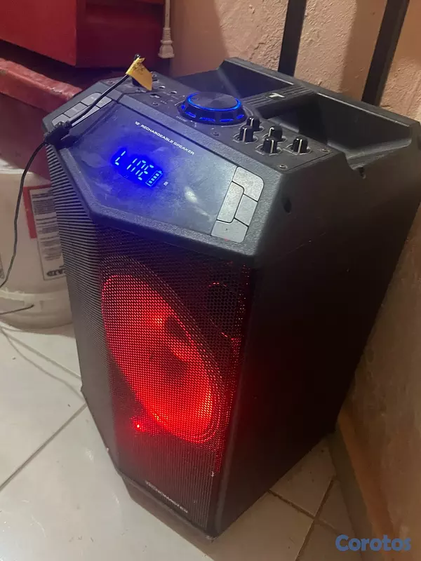 camaras y audio - VENDO ESTÁ BICINA DE MUY ALTO NIVEL DE AUDIO  4