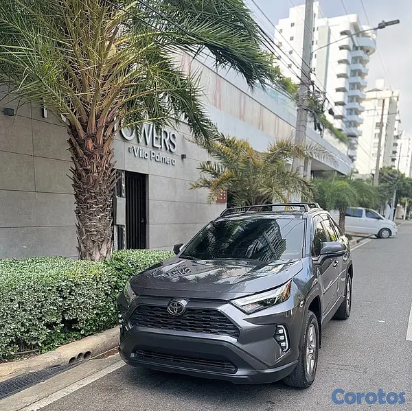 jeepetas y camionetas - Toyota RAV4 XLE Premium 2023 5
