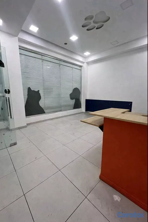 oficinas y locales comerciales - Alquilo Local Comercial en Los Prados  4