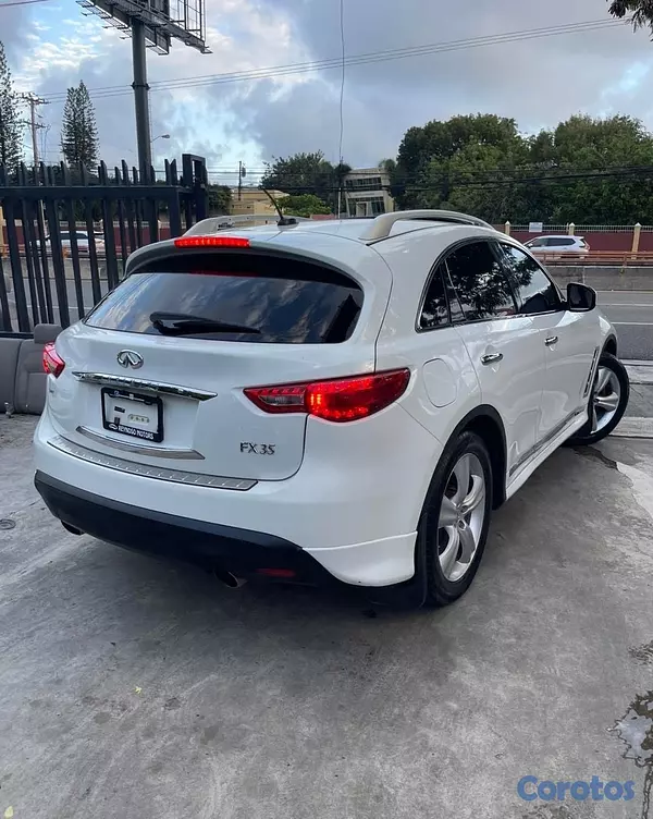 jeepetas y camionetas - INFINITI FX35 2010 4