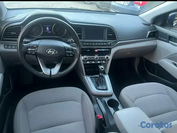 carros - 2020 Hyundai Elantra SEL  3