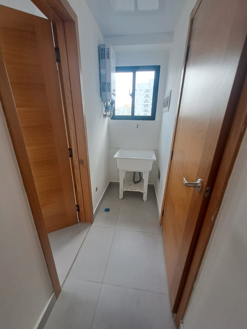 apartamentos - Apartamento 4to piso Evaristo Morales 2hab 5