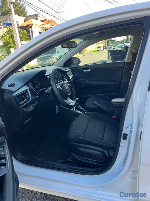 carros - Kia Rio S 2020 8