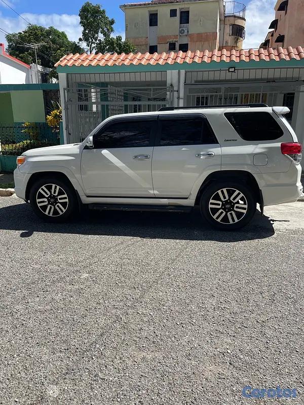 jeepetas y camionetas - Toyota 4runner 2011 2